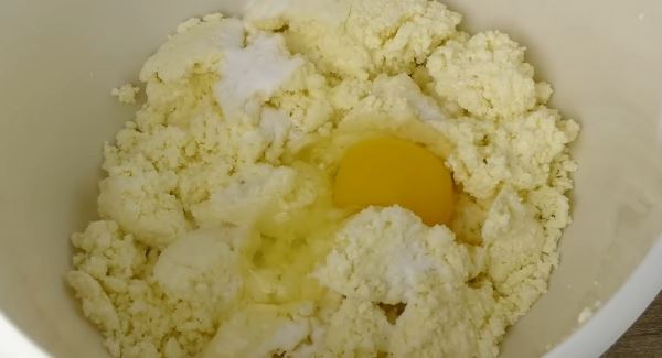 Домашний сыр в микроволновке без молока