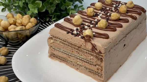 Вафельный торт с «Нутеллой»: рецепт без выпечки